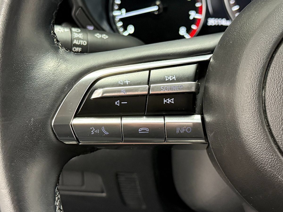 Used 2025 MAZDA CX-50 AWD 2.5 S w/ Preferred Package image 16