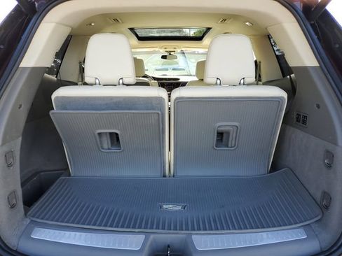 Certified 2022 Cadillac XT6 Premium Luxury w/ LPO, Floor Liner Package AWD/4WD image 9