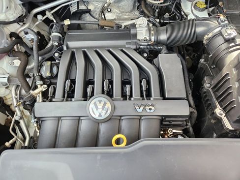 Used 2018 Volkswagen Atlas SE image 24