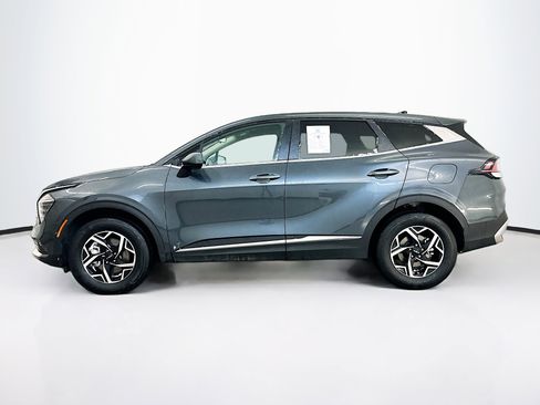 Used 2025 Kia Sportage LX AWD/4WD image 4