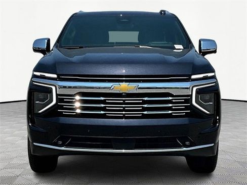 New 2025 Chevrolet Suburban Premier image 2