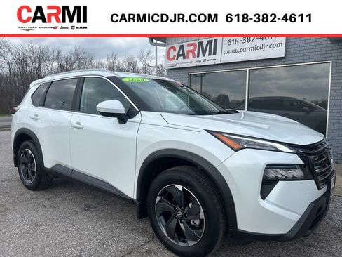 Used 2024 Nissan Rogue SV w/ SV Premium Package AWD/4WD image 1