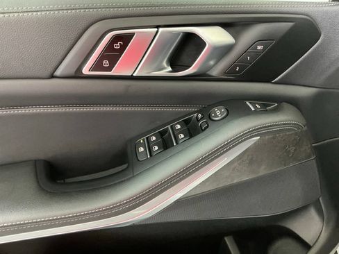 Used 2023 BMW X5 xDrive40i w/ Premium Package AWD/4WD image 18