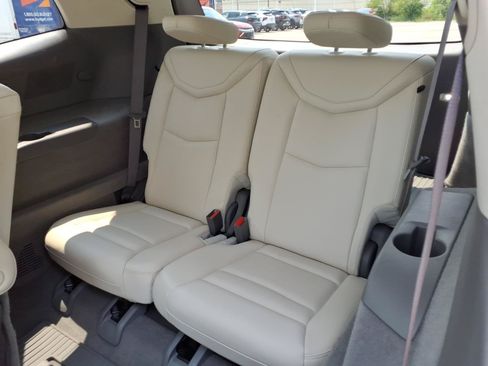 Used 2021 Cadillac XT6 Premium Luxury FWD image 24