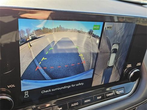 Used 2021 Nissan Rogue Platinum image 21