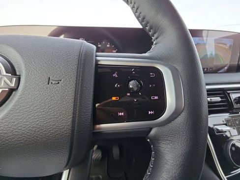 New 2026 Nissan Armada SL image 12