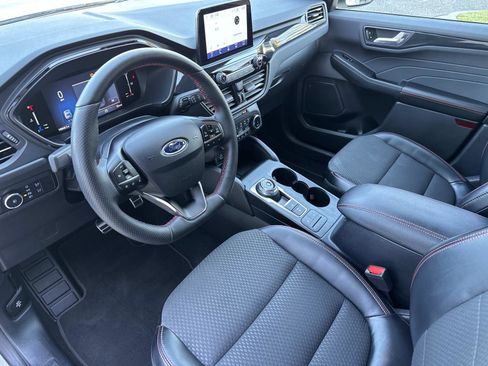 Used 2023 Ford Escape ST-Line Select image 21