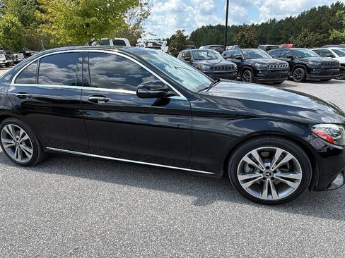 Used 2019 Mercedes-Benz C 300 Sedan image 7