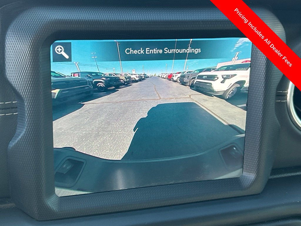 Used 2020 Jeep Gladiator Overland AWD/4WD image 13