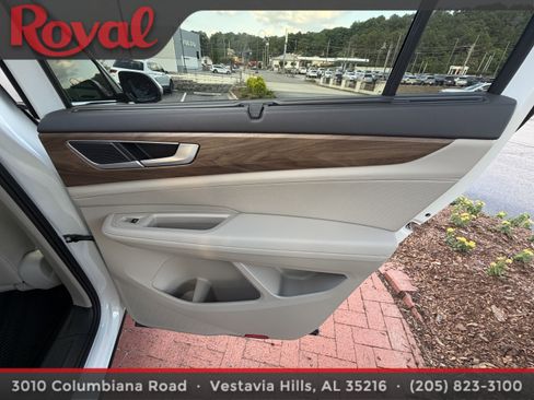Certified 2026 Volkswagen Atlas SE w/ Panoramic Sunroof Package FWD image 10