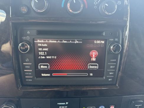 Used 2017 GMC Savana 2500 Extended RWD image 22