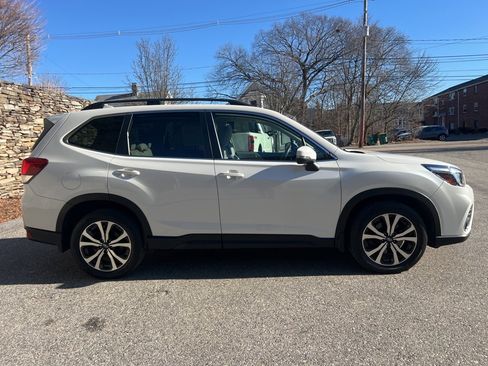 Used 2020 Subaru Forester Limited image 6