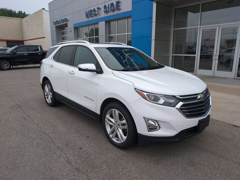 Used 2020 Chevrolet Equinox Premier AWD/4WD image 2