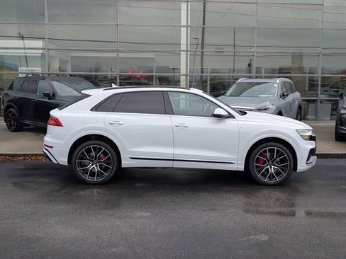 Used 2019 Audi Q8 Prestige image 8