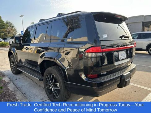 Used 2024 Lexus GX 550 w/ Accessory Package (2T) AWD/4WD image 5