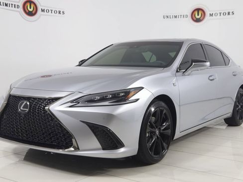 Used 2024 Lexus ES 300h F Sport image 5