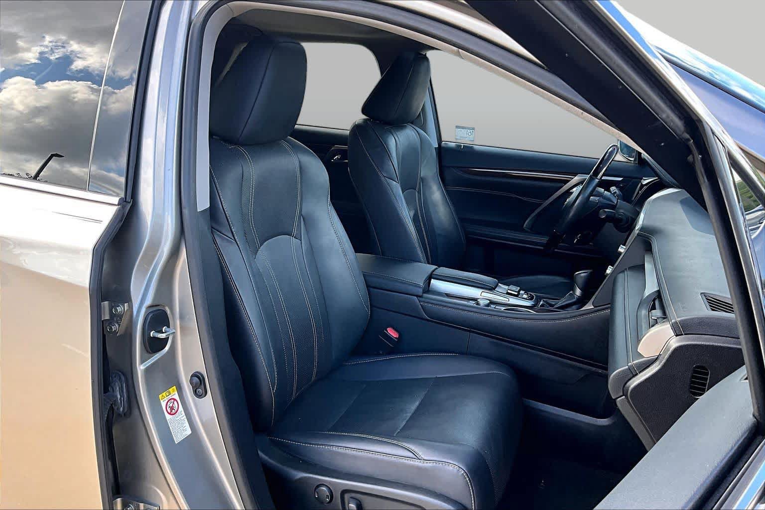 Used 2018 Lexus RX 350 FWD w/ Premium Package image 9