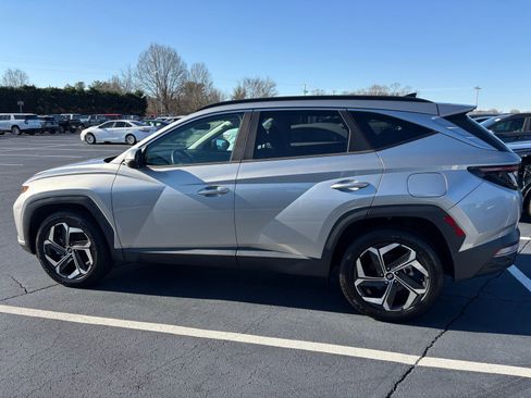 Certified 2022 Hyundai Tucson SEL w/ Convenience + Premium Package image 2