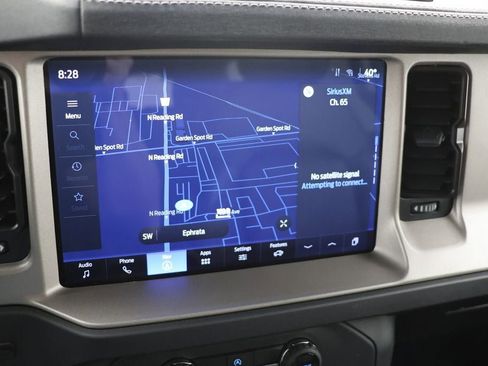 Used 2025 Ford Bronco Outer Banks image 21