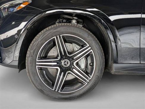 Used 2023 Mercedes-Benz GLC 300 image 23