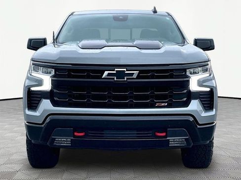 Used 2024 Chevrolet Silverado 1500 LT Trail Boss w/ Convenience Package II AWD/4WD image 2