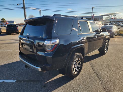 Used 2021 Toyota 4Runner TRD Off-Road Premium image 3