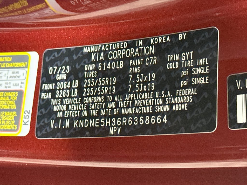 Used 2024 Kia Carnival SX Prestige FWD image 40