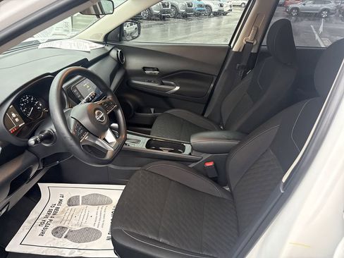 Used 2024 Nissan Kicks SV image 17