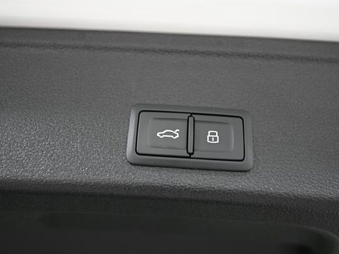 Used 2021 Audi A4 2.0T allroad Premium Plus image 19