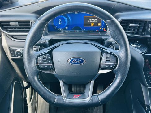 Used 2022 Ford Explorer ST w/ Equipment Group 401A AWD/4WD image 21