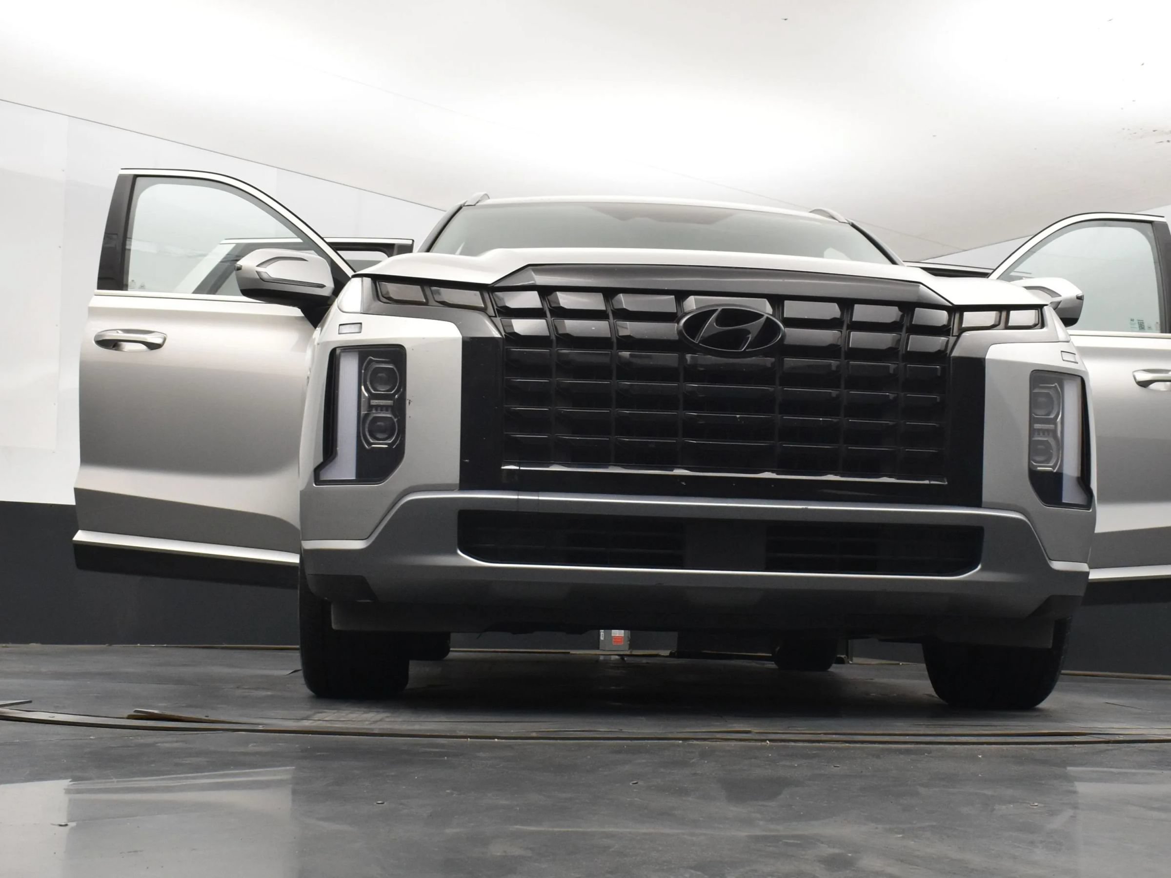 Used 2025 Hyundai Palisade SEL AWD/4WD image 8