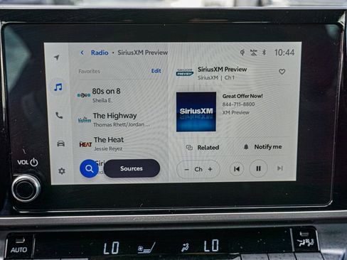 Used 2025 Toyota Camry SE image 34