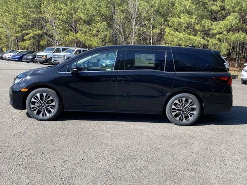 New 2026 Honda Odyssey Elite image 5