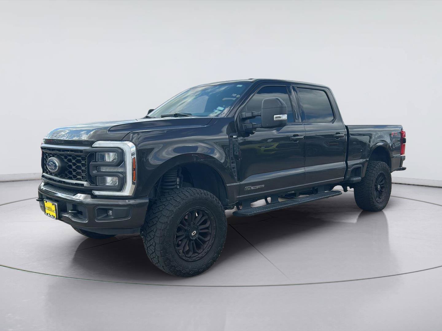 Certified 2024 Ford F250 XLT w/ XLT Premium Package AWD/4WD image 1