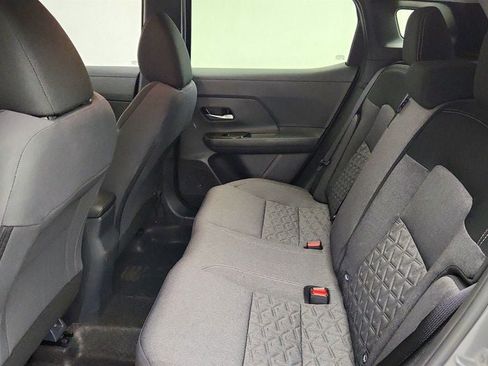 Used 2025 Nissan Kicks SV FWD image 19
