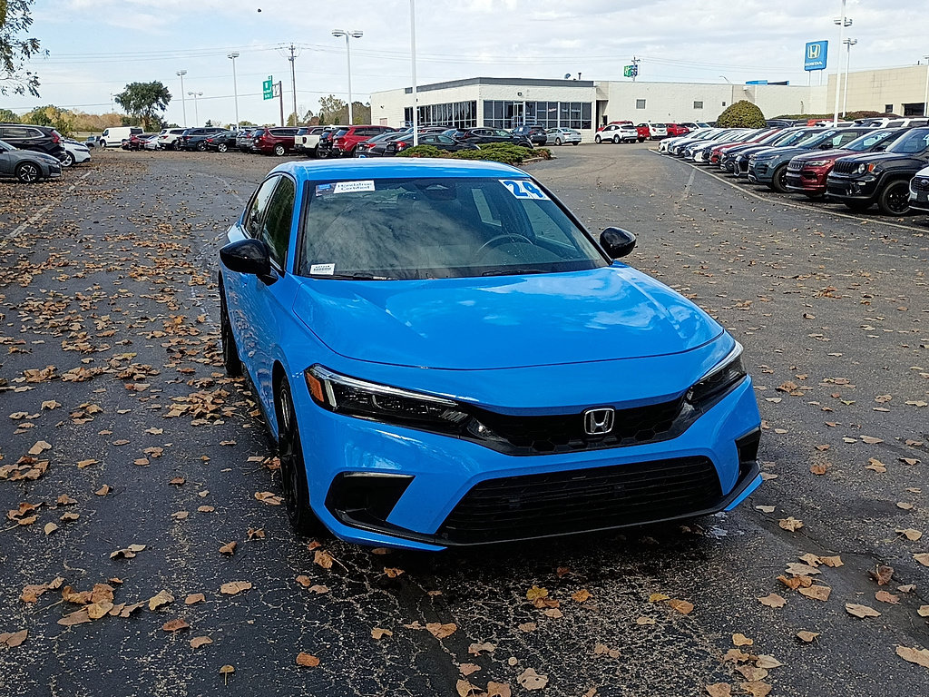 Used 2024 Honda Civic Sport image 1