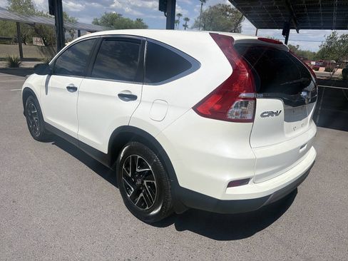 Used 2016 Honda CR-V SE image 7
