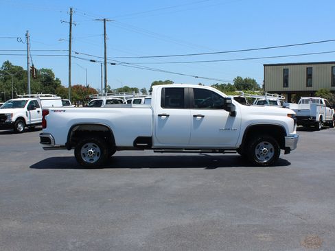 Used 2022 Chevrolet Silverado 2500 W/T w/ WT Safety Package image 5