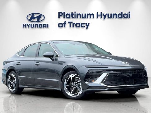 New 2026 Hyundai Sonata SEL FWD image 2