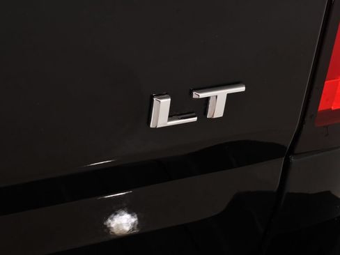 Used 2022 Chevrolet Colorado LT w/ LT Convenience Package RWD image 21