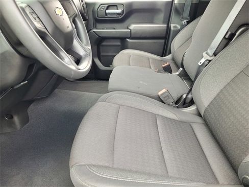 Used 2024 Chevrolet Silverado 1500 Custom image 23