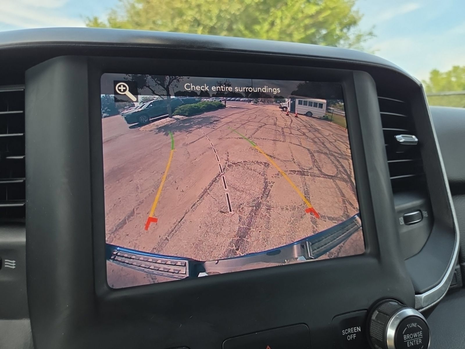 Used 2019 RAM 1500 Big Horn AWD/4WD image 18
