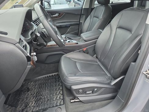 Used 2018 Audi Q7 3.0T Prestige w/ Prestige Package AWD/4WD image 12