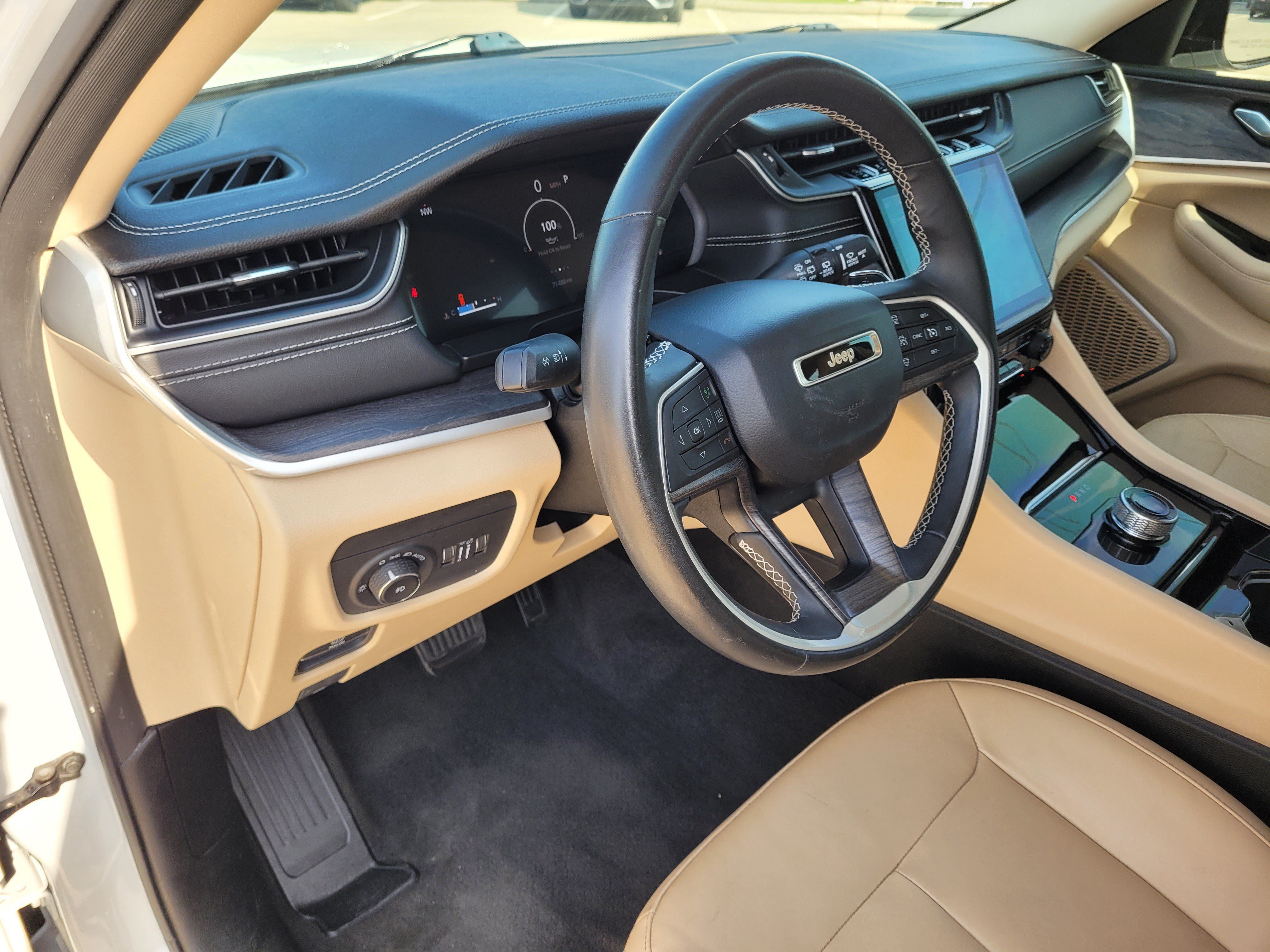 Used 2021 Jeep Grand Cherokee L Limited RWD image 23