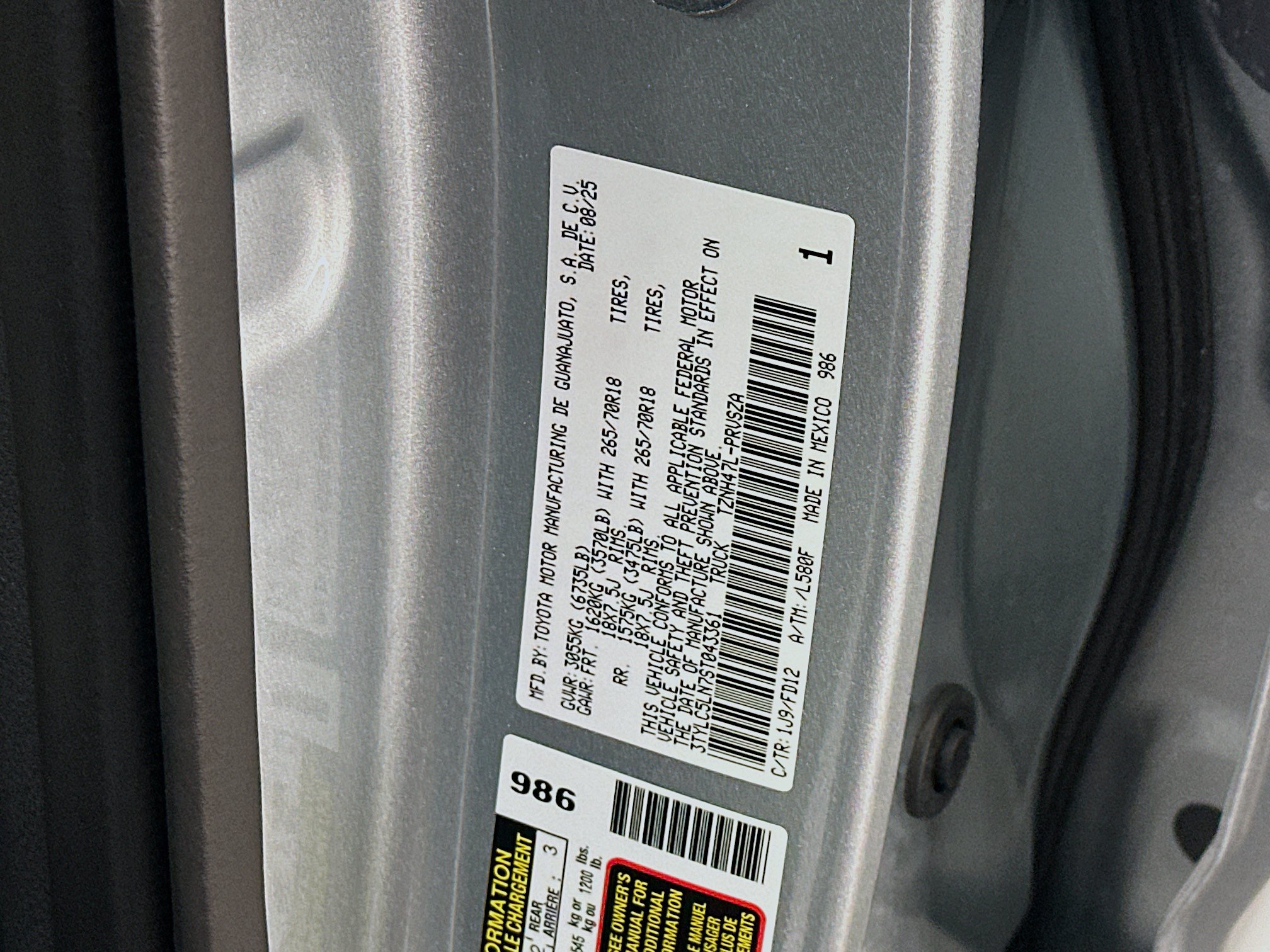 Used 2025 Toyota Tacoma TRD Off-Road AWD/4WD image 12