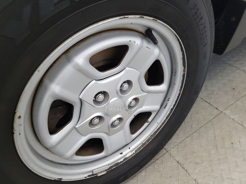 Used 2014 Jeep Patriot Sport AWD/4WD image 31