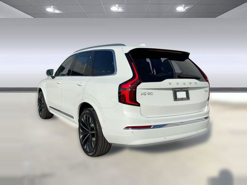 New 2026 Volvo XC90 T8 Ultra w/ Protection Package AWD/4WD image 3