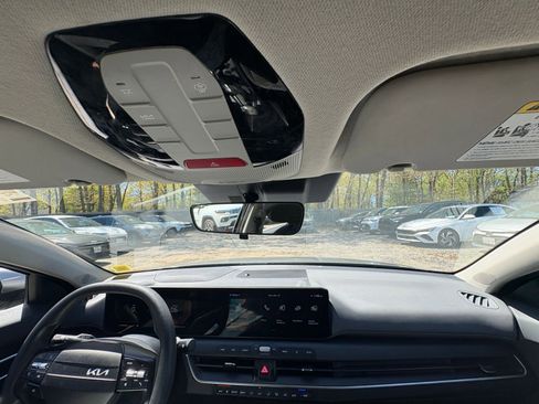 Used 2025 Kia K4 LXS FWD image 31