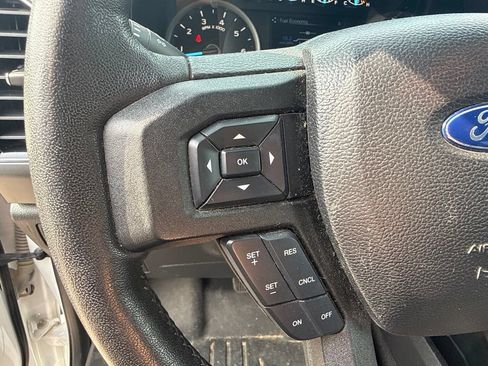 Used 2019 Ford F150 XLT w/ Equipment Group 302A Luxury AWD/4WD image 16