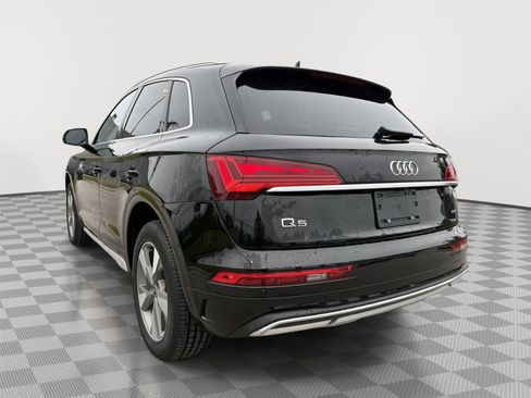 Certified 2023 Audi Q5 2.0T Premium Plus w/ Premium Plus Package AWD/4WD image 3